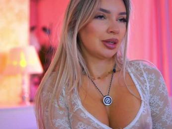 ArtTeasee bongacams stream image