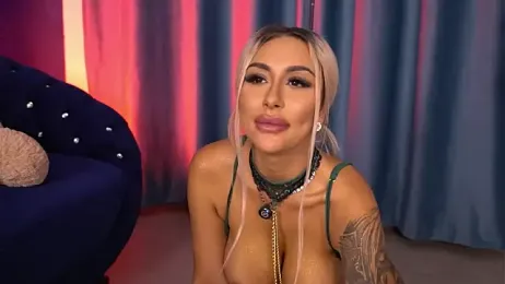 GoldenAmber stripchat stream image