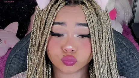 conny__curly stripchat stream image