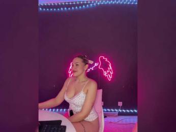 James-Eva0 bongacams stream image