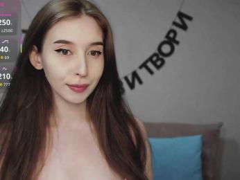 RocketGIRL bongacams stream image
