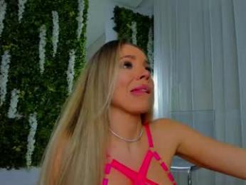 zinasquirts chaturbate stream image