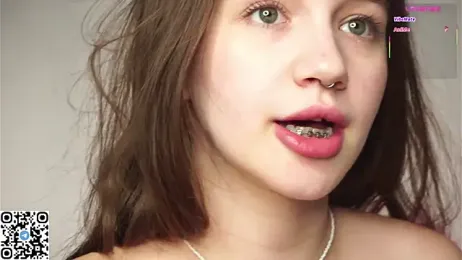 AmiLewis stripchat stream image