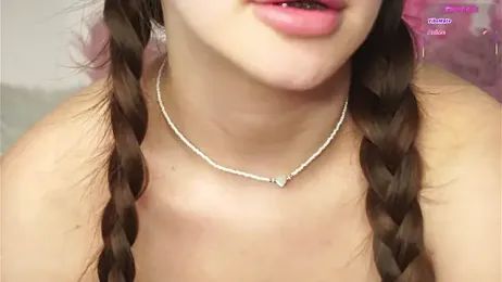 AmiLewis stripchat stream image