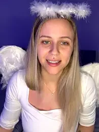 lunawolf21 stripchat stream image