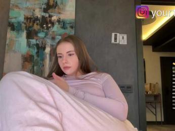 VikkiExtraCheese bongacams stream image