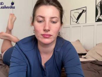 EzheVika bongacams stream image