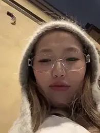 Aiko_Yumi stripchat stream image