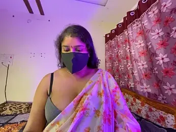 LouleyRanii stripchat stream image