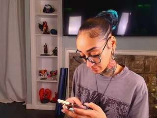 starryari69 camsoda stream image