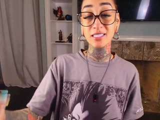 starryari69 camsoda stream image