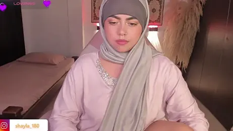 shayla_18 stripchat stream image