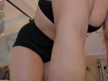 leathompson1 bongacams stream image