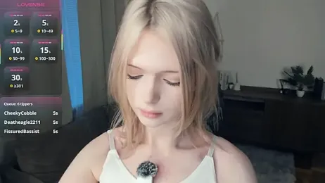 LaureMestler stripchat stream image