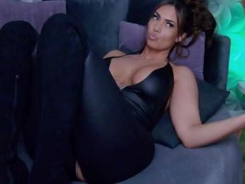 Mina-Babe bongacams stream image