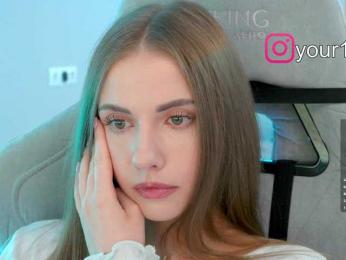 VikkiExtraCheese bongacams stream image