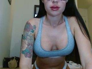 tighttinymilf camsoda stream image