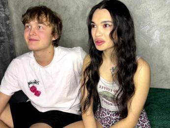 CoupleOnFire bongacams stream image