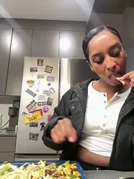 Your_Paris stripchat stream image