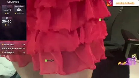 CharmingTania stripchat stream image