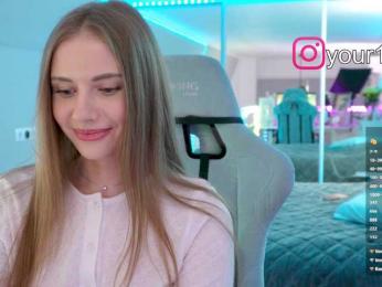 VikkiExtraCheese bongacams stream image