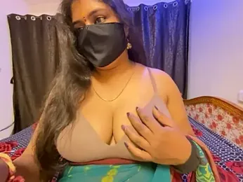 LouleyRanii stripchat stream image