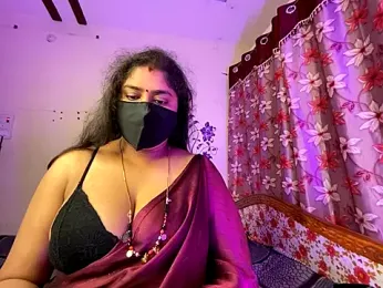 LouleyRanii stripchat stream image