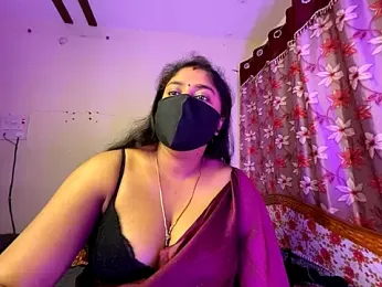 LouleyRanii stripchat stream image