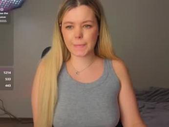 dianaholiday chaturbate stream image