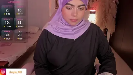 shayla_18 stripchat stream image