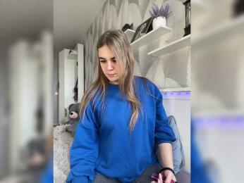 -Tiki-Riki- bongacams stream image