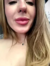 MilfNextDoor20 stripchat stream image