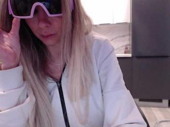 blondalina bongacams stream image