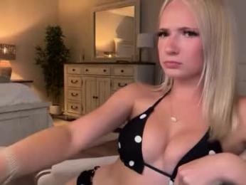 roxyrain2736 chaturbate stream image