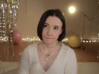 MissEssie bongacams stream image