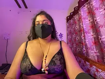 LouleyRanii stripchat stream image