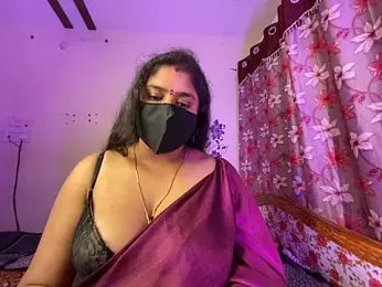 LouleyRanii stripchat stream image