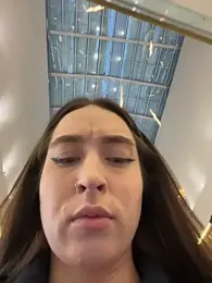 Holly_Play stripchat stream image