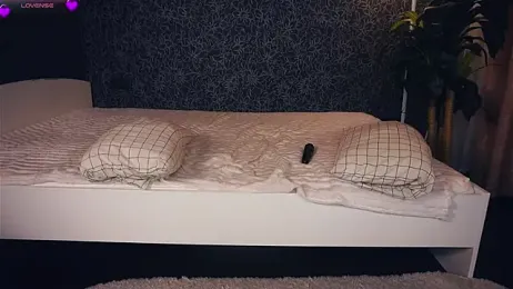 MoiraHavins stripchat stream image