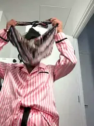 Your_Paris stripchat stream image