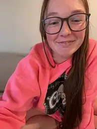 PussiesnCream_ stripchat stream image