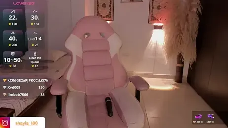 shayla_18 stripchat stream image