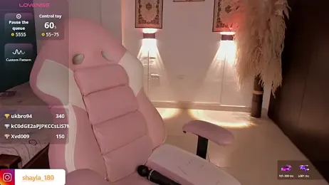 shayla_18 stripchat stream image