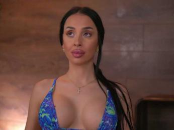 KairaAndrews bongacams stream image