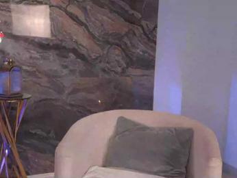 MadelineFox bongacams stream image