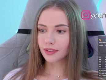 VikkiExtraCheese bongacams stream image