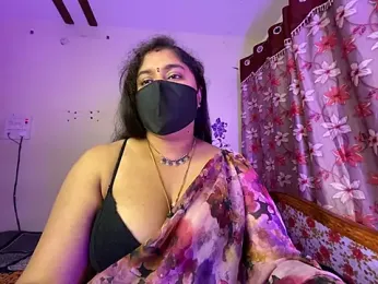 LouleyRanii stripchat stream image