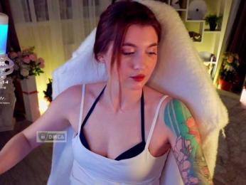 HoneyCherry bongacams stream image