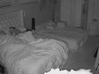 voyeurcam-house-charleys-room camsoda stream image