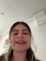 melanny10 stripchat stream image